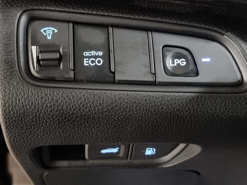 HYUNDAI Grandeur 2012 Negro - Importación desde Corea - HF Imports Iquique - Foto 15