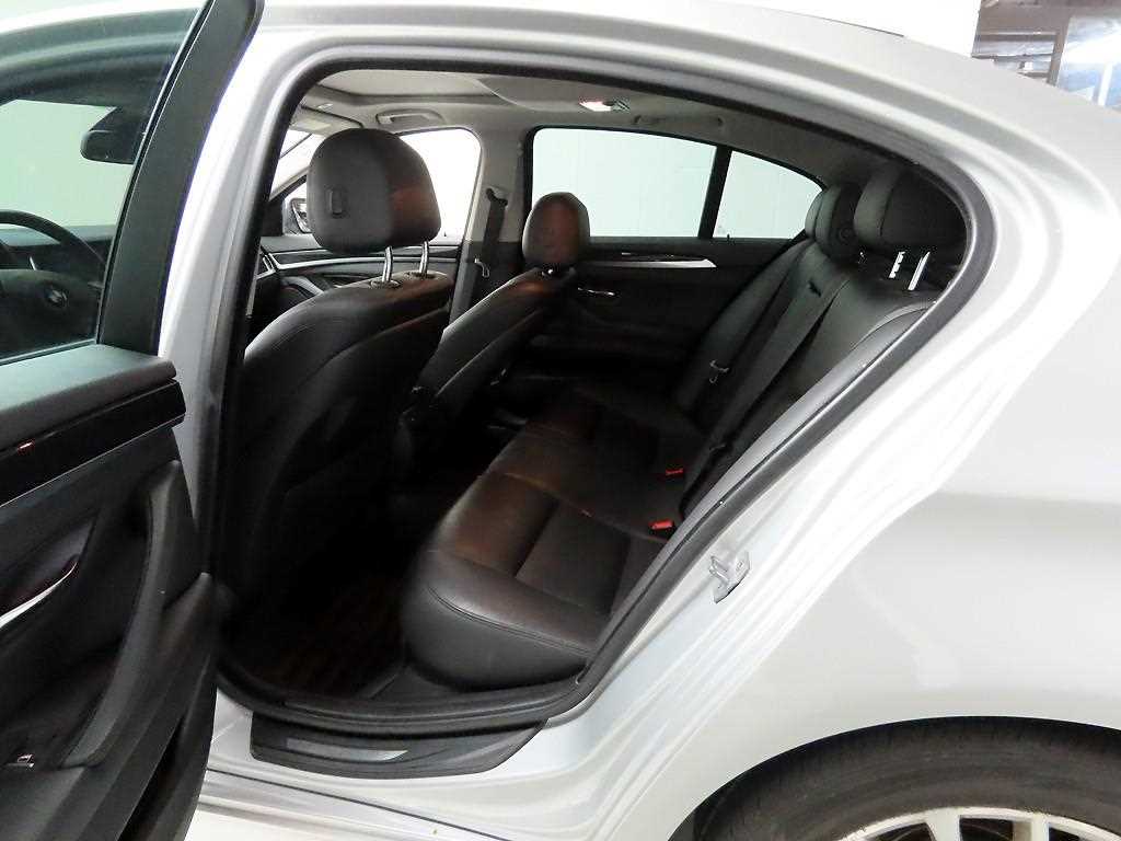 BMW 5 Series 2014 Plateado - Importación desde Corea - HF Imports Iquique - Foto 14