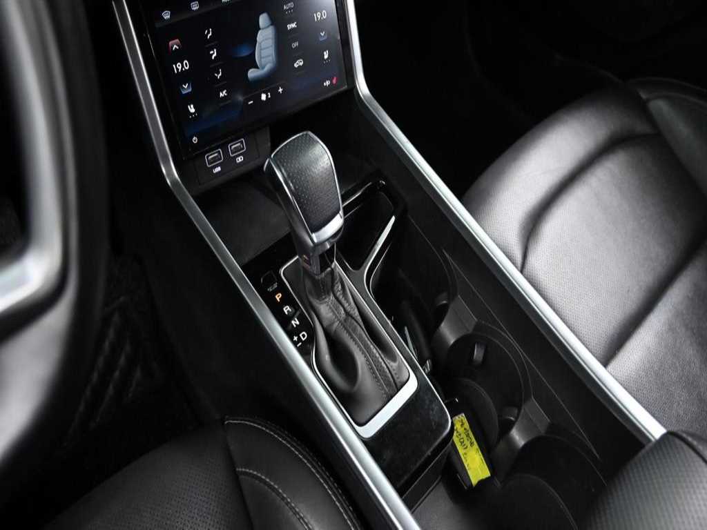 Ssangyong Torres - Vista 9