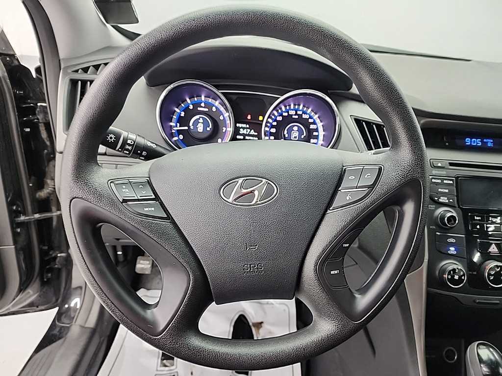 HYUNDAI Sonata - Vista 9