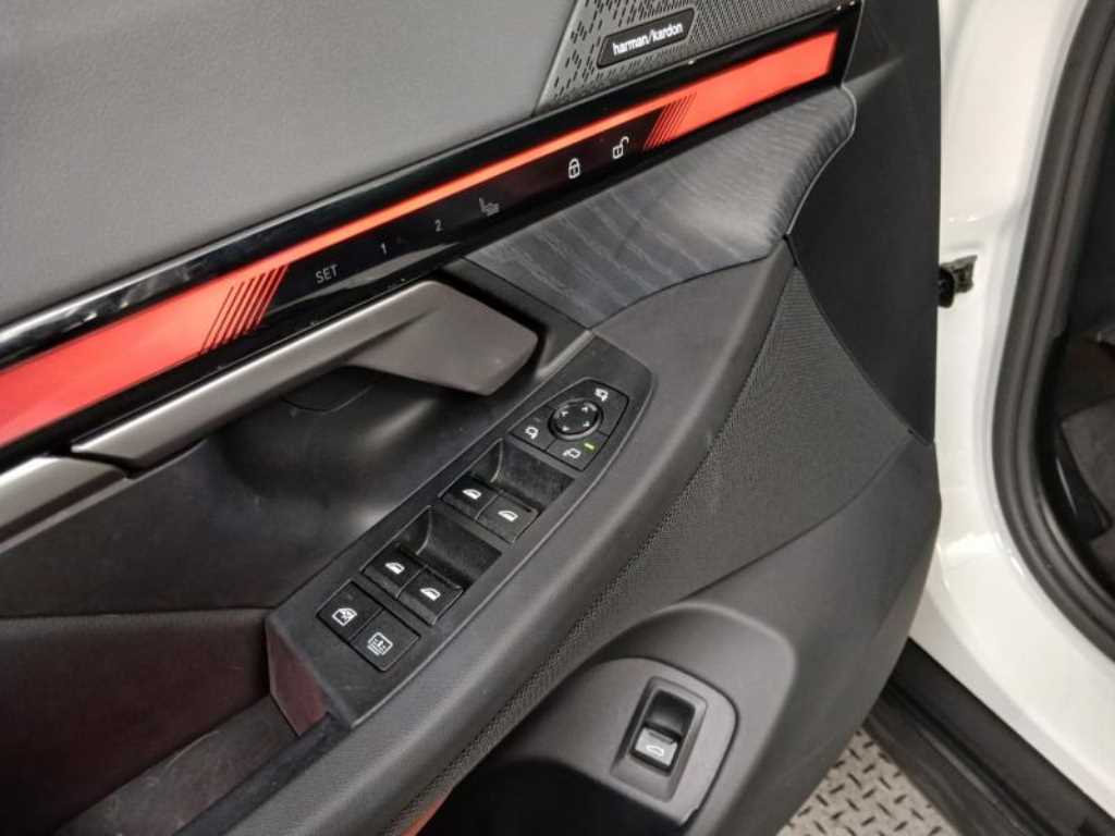 BMW 5 Series - Vista 8