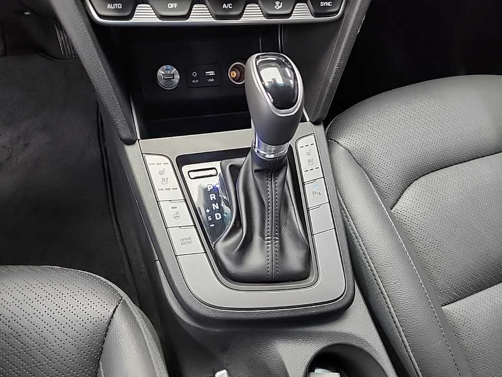 HYUNDAI Avante - Vista 8