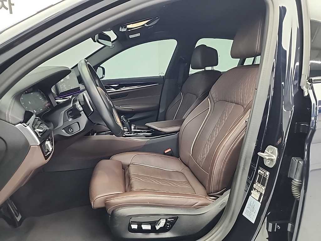 BMW 5 Series - Vista 11