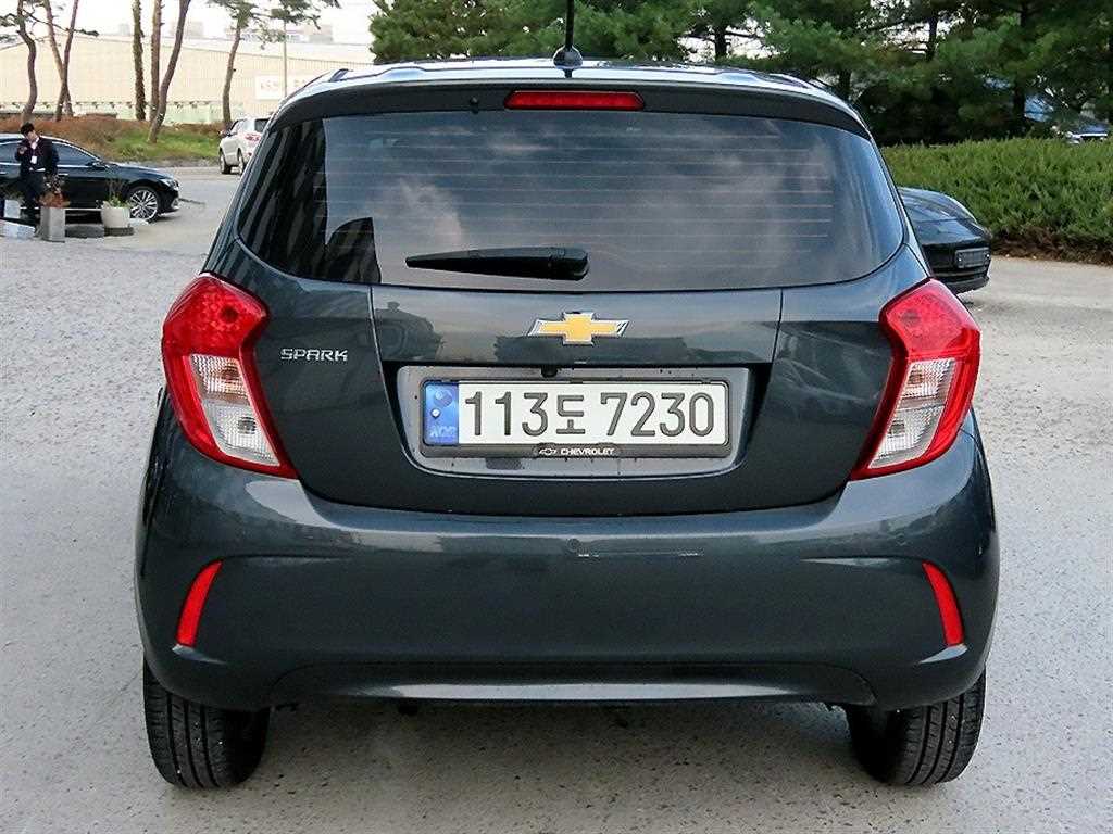 Chevrolet Spark - Vista 4
