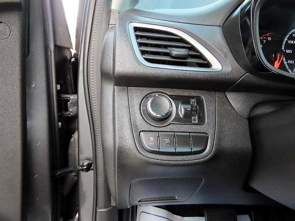 Chevrolet Spark - Vista 12