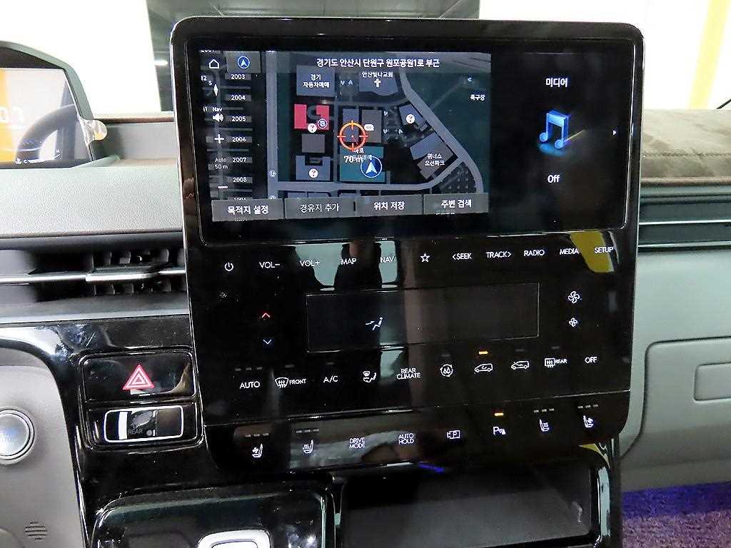 HYUNDAI Staria 2023 Negro - Importación desde Corea - HF Imports Iquique - Foto 14