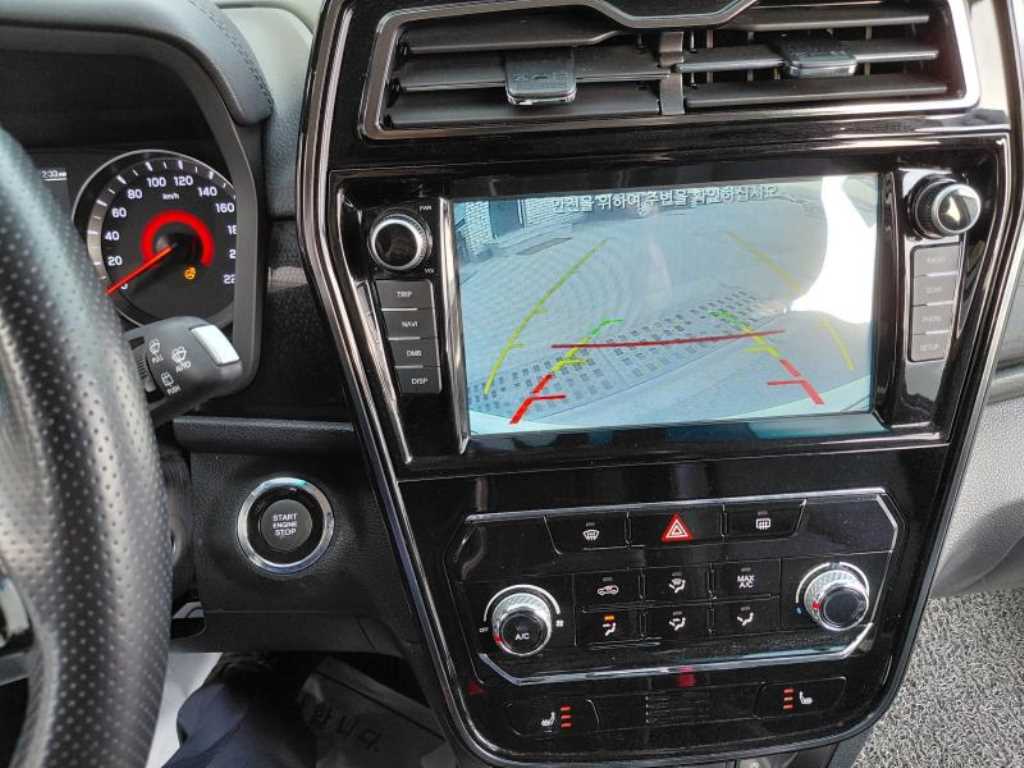 Ssangyong Tivoli - Vista 7