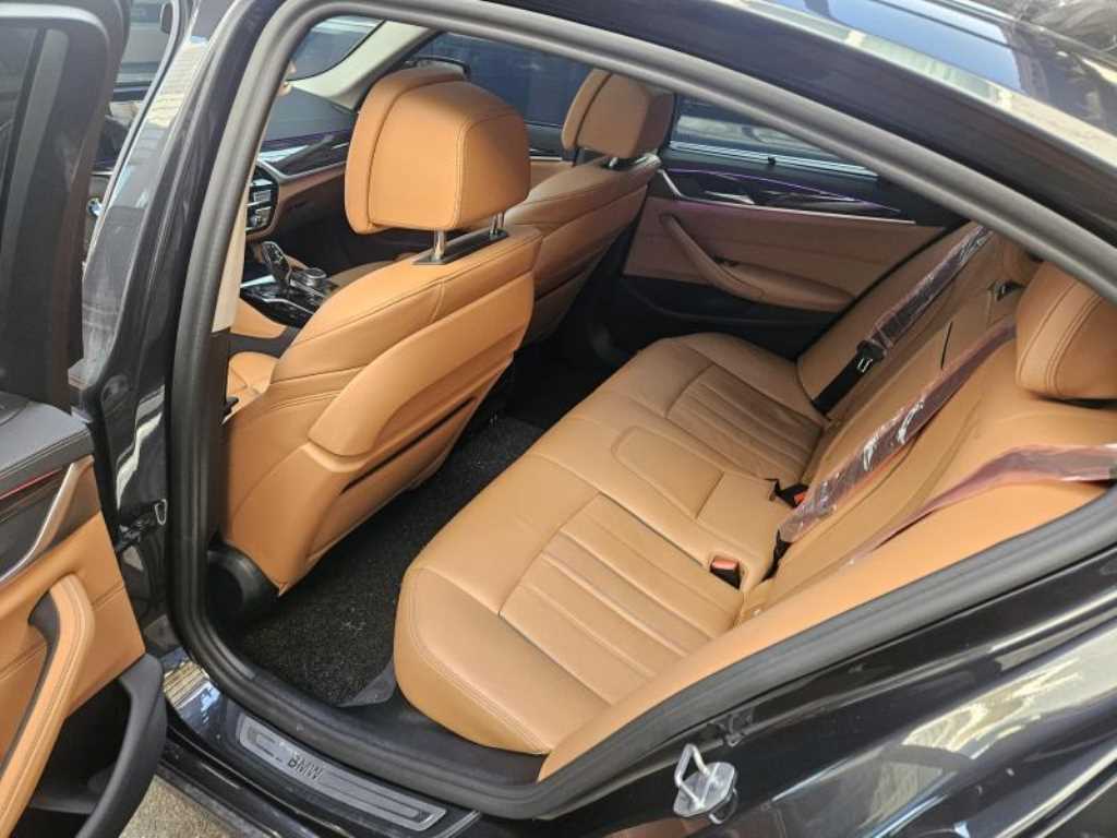 BMW 5 Series 2023 - Importación desde Corea - HF Imports Iquique - Foto 16