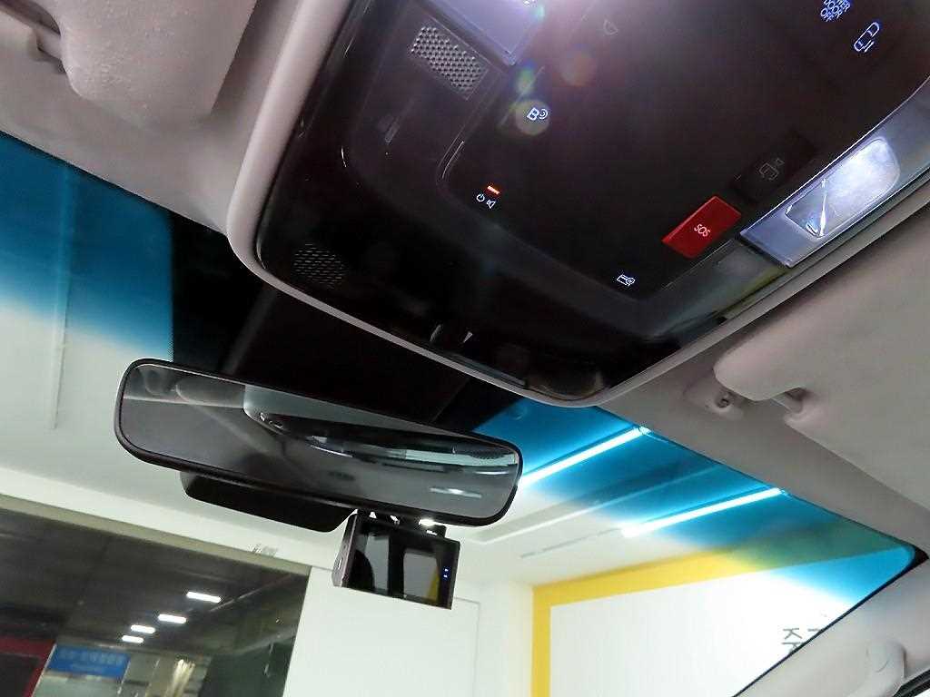 HYUNDAI Staria 2023 Negro - Importación desde Corea - HF Imports Iquique - Foto 16