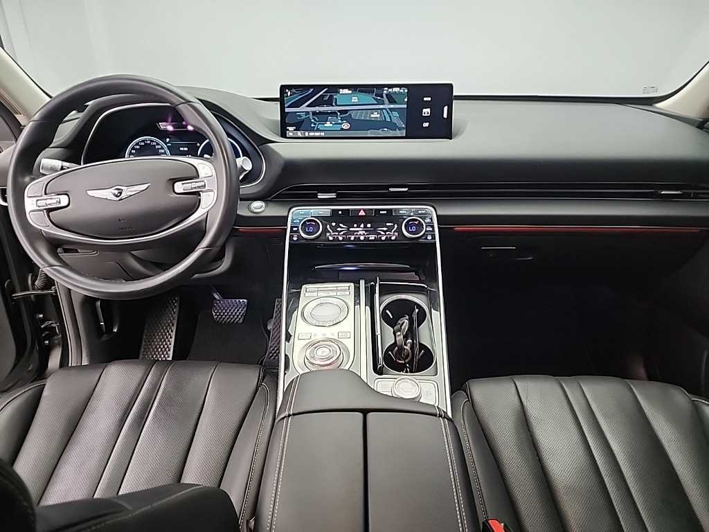 Genesis GV80 - Vista 7