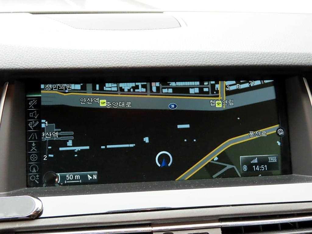 BMW 5 Series - Vista 9