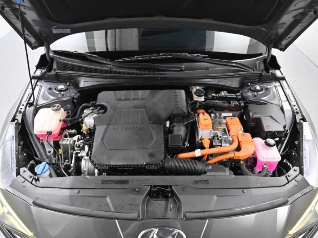 HYUNDAI Avante - Vista 6