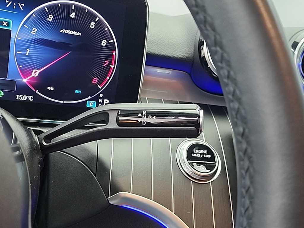 Mercedes Benz C Class - Vista 8