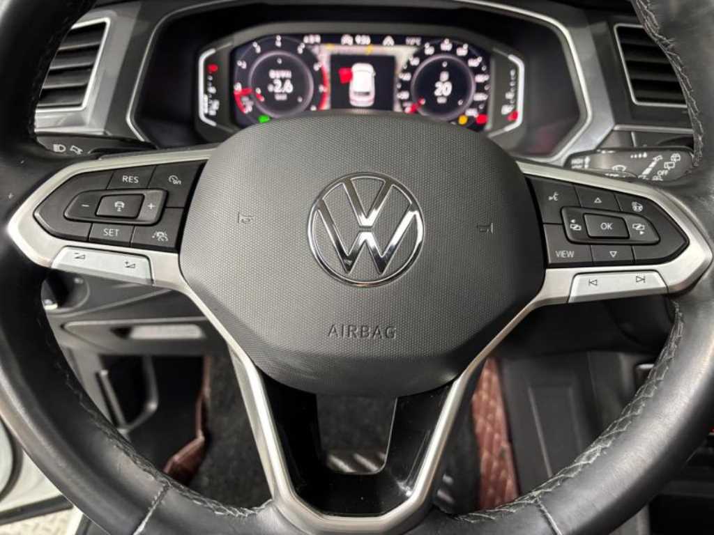 Volkswagen Tiguan - Vista 11