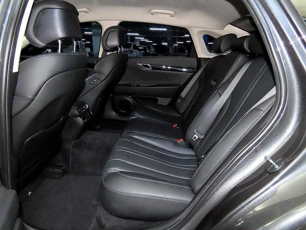 Genesis G80 - Vista 7