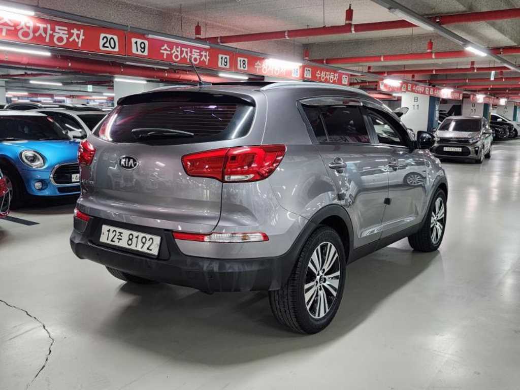 KIA Sportage - Vista 4