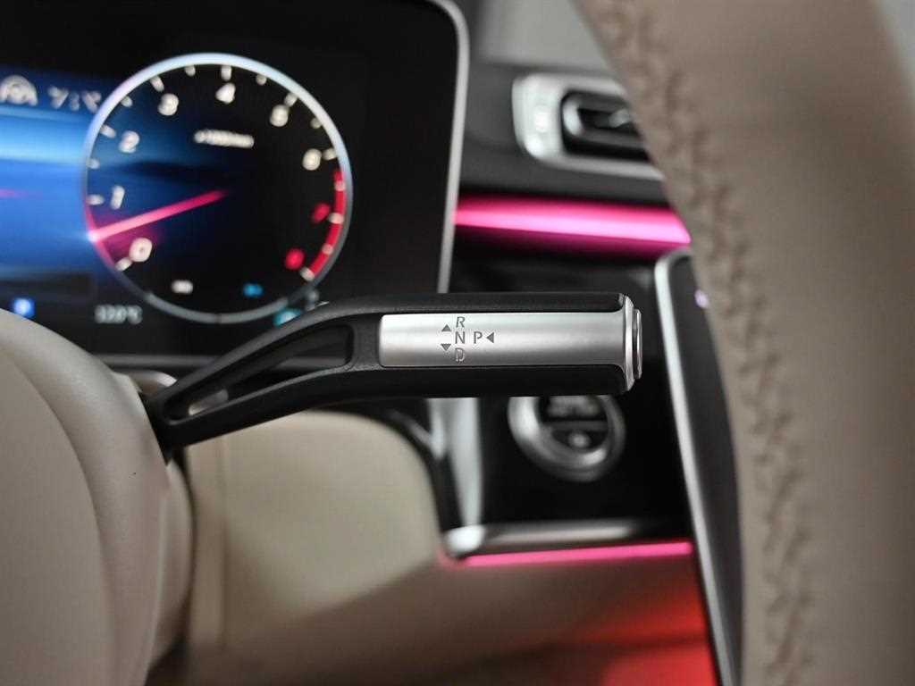 Mercedes Benz S Class - Vista 9