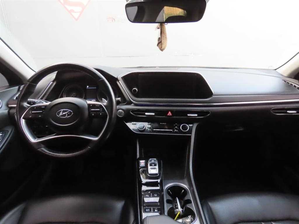 HYUNDAI Sonata - Vista 8