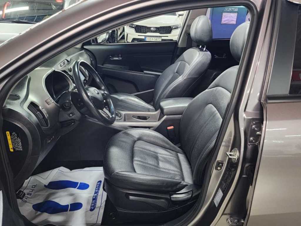 KIA Sportage - Vista 11