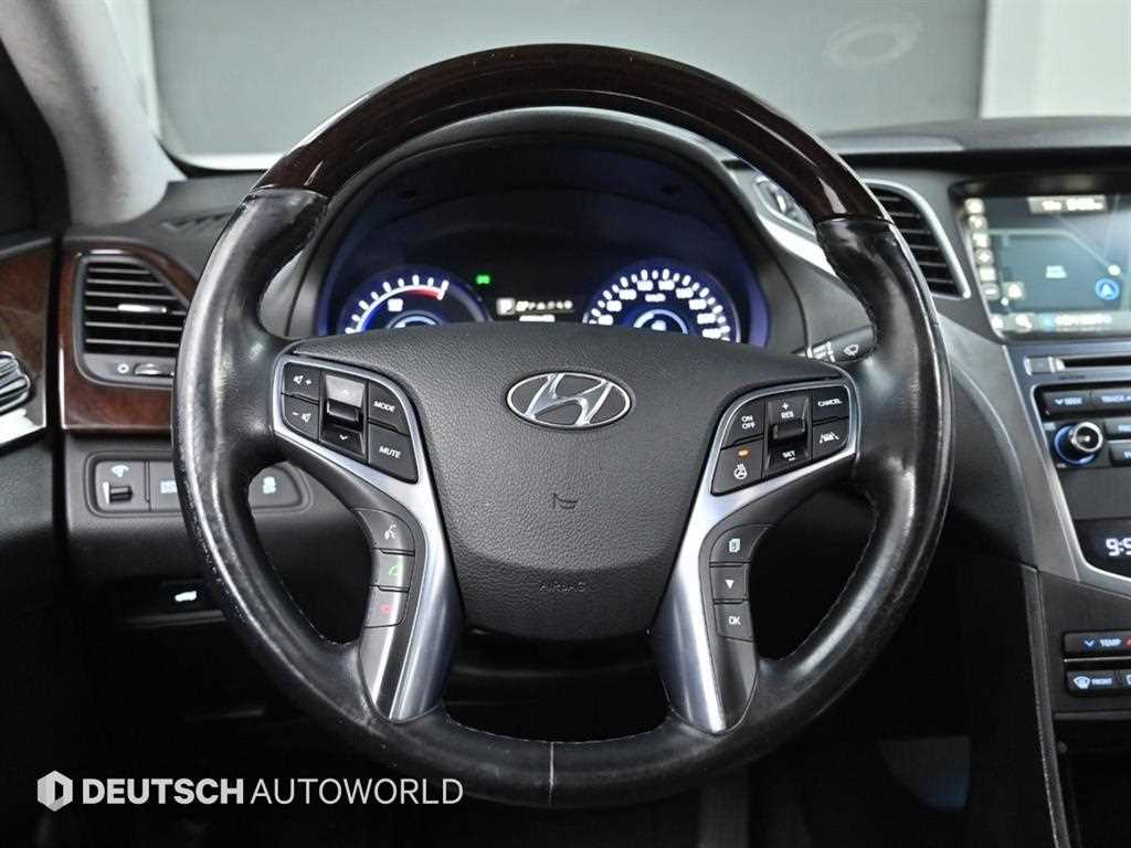 HYUNDAI Grandeur 2016 Blanco - Importación desde Corea - HF Imports Iquique - Foto 13