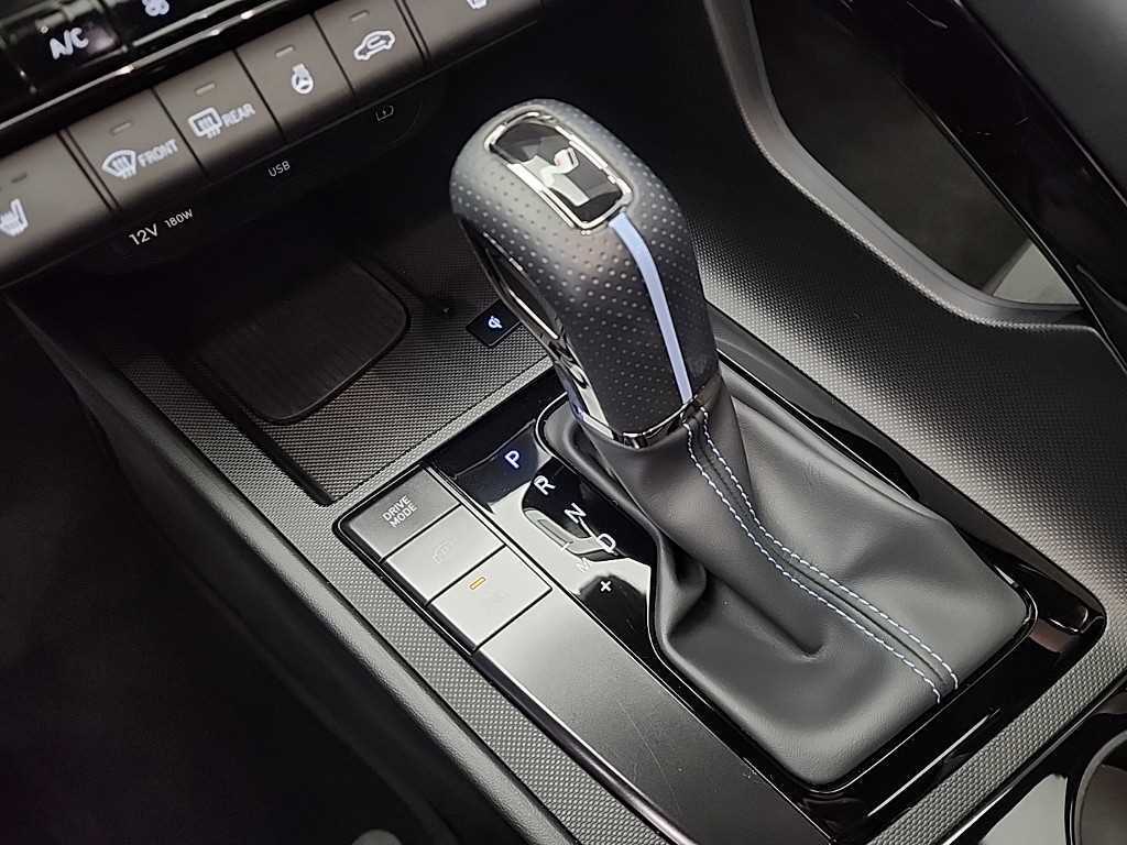 HYUNDAI Avante - Vista 8