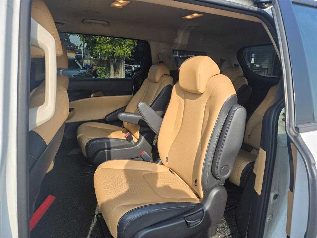 KIA Carnival 2021 Blanco - Importación desde Corea - HF Imports Iquique - Foto 17