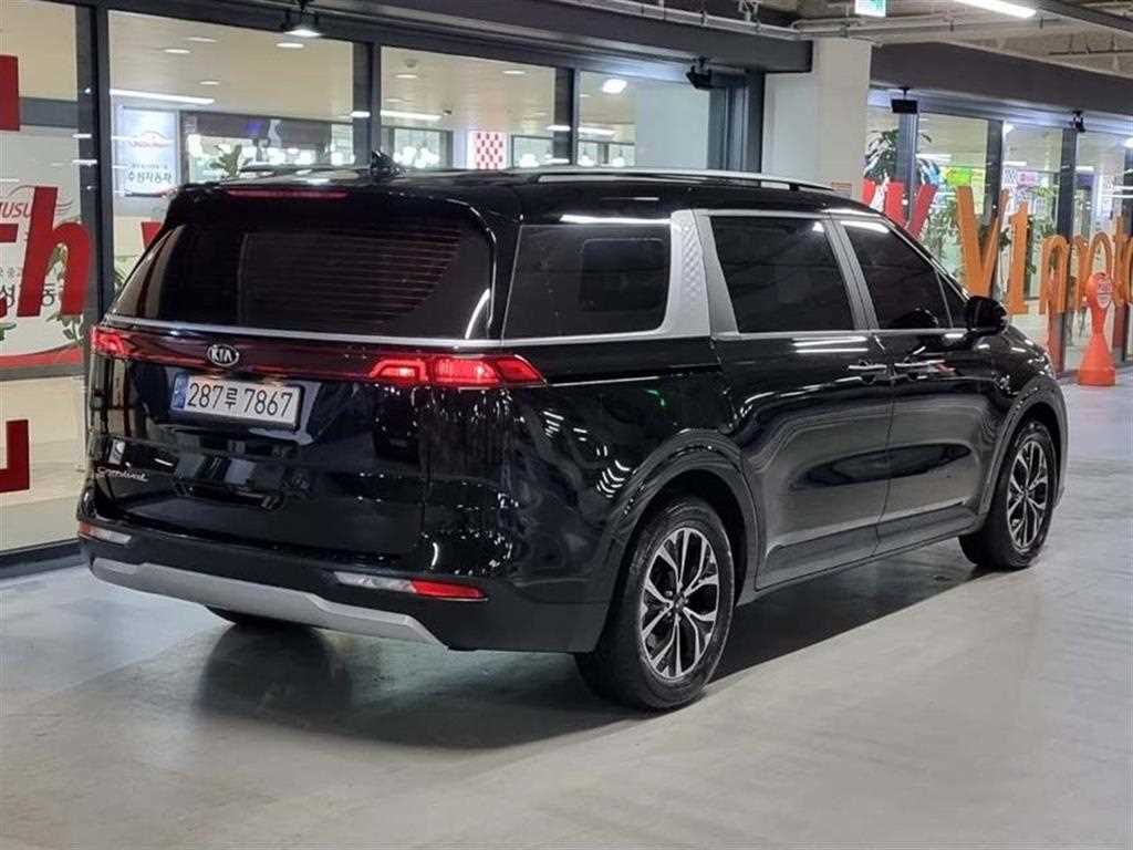 KIA Carnival - Vista 4