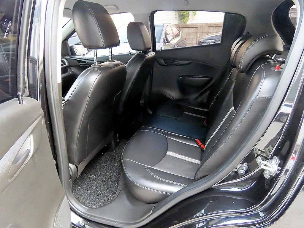 Chevrolet Spark - Vista 6