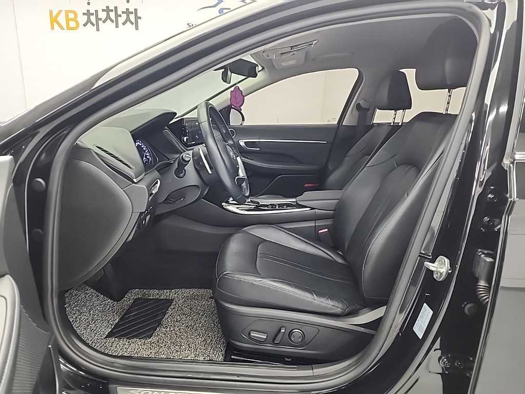 HYUNDAI Sonata - Vista 11