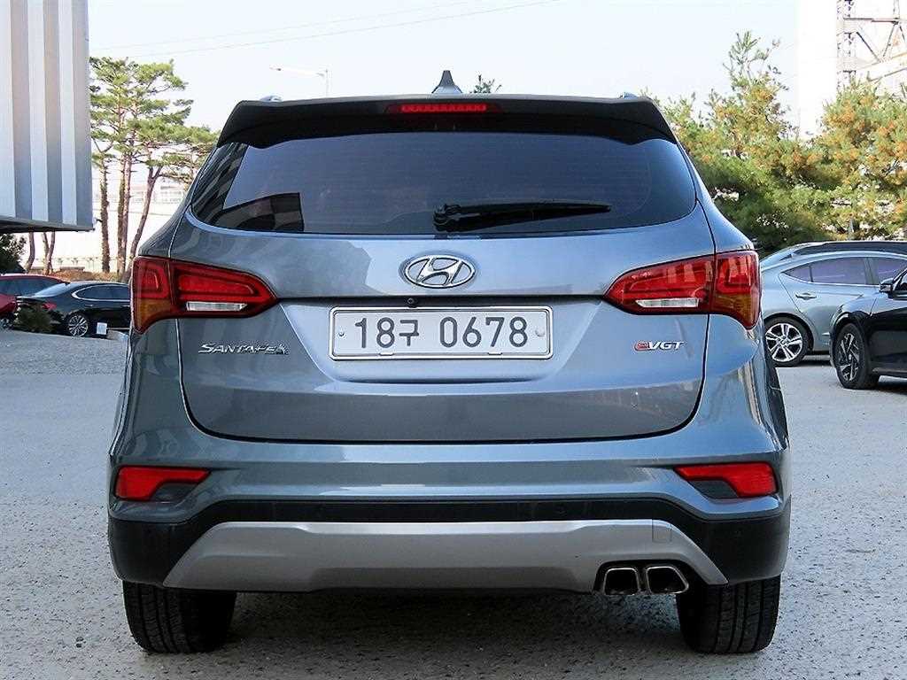HYUNDAI Santa Fe - Vista 4
