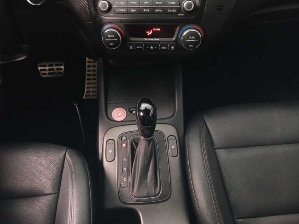 KIA K3 2013 Blanco - Importación desde Corea - HF Imports Iquique - Foto 16