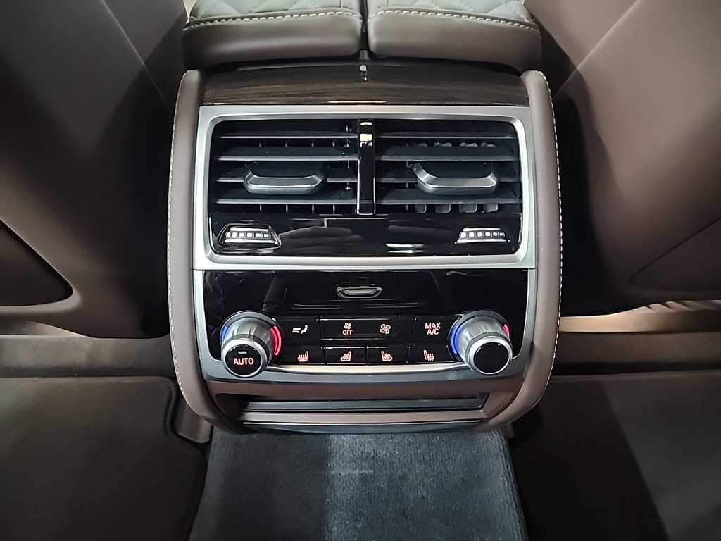 BMW 7 Series 2022 Negro - Importación desde Corea - HF Imports Iquique - Foto 13