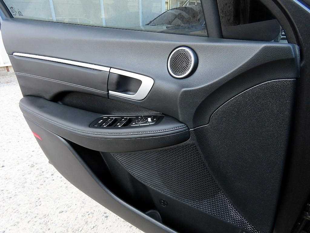 HYUNDAI Sonata - Vista 11