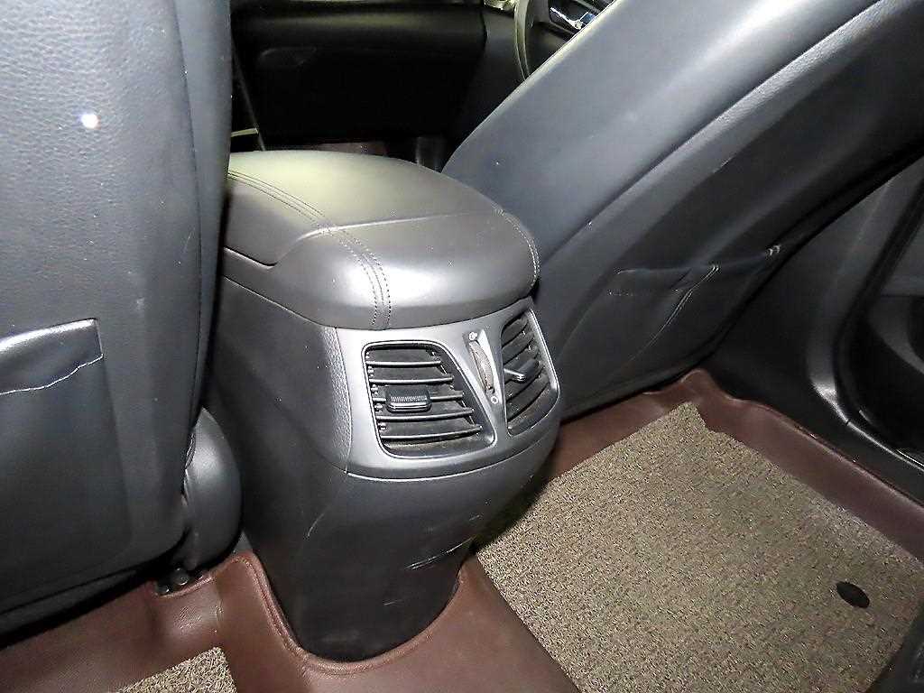 HYUNDAI Grandeur 2015 Negro - Importación desde Corea - HF Imports Iquique - Foto 16