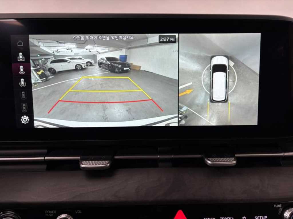 KIA Carnival - Vista 11