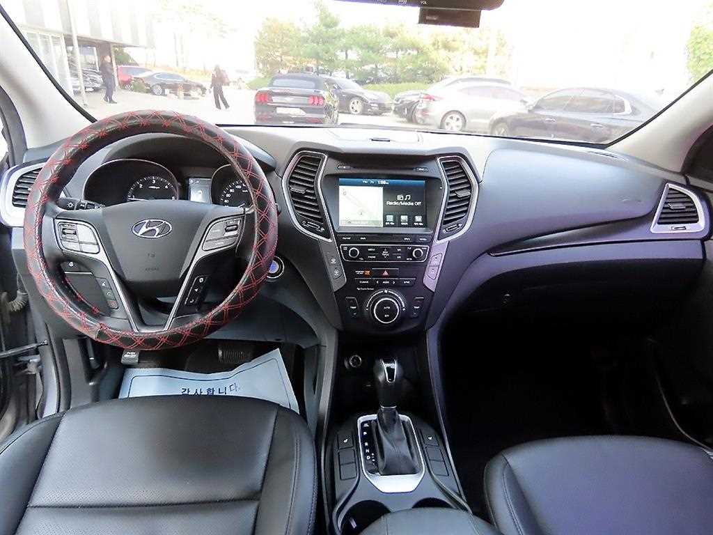 HYUNDAI Santa Fe - Vista 7