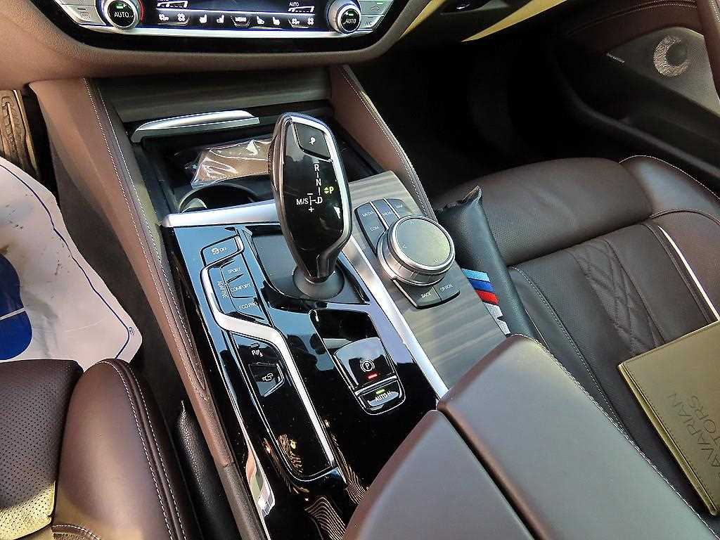 BMW 5 Series - Vista 11