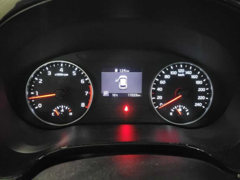 KIA Seltos - Vista 9