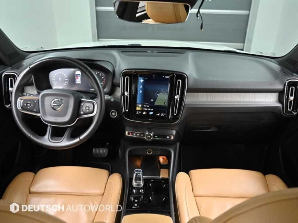 Volvo XC40 - Vista 7