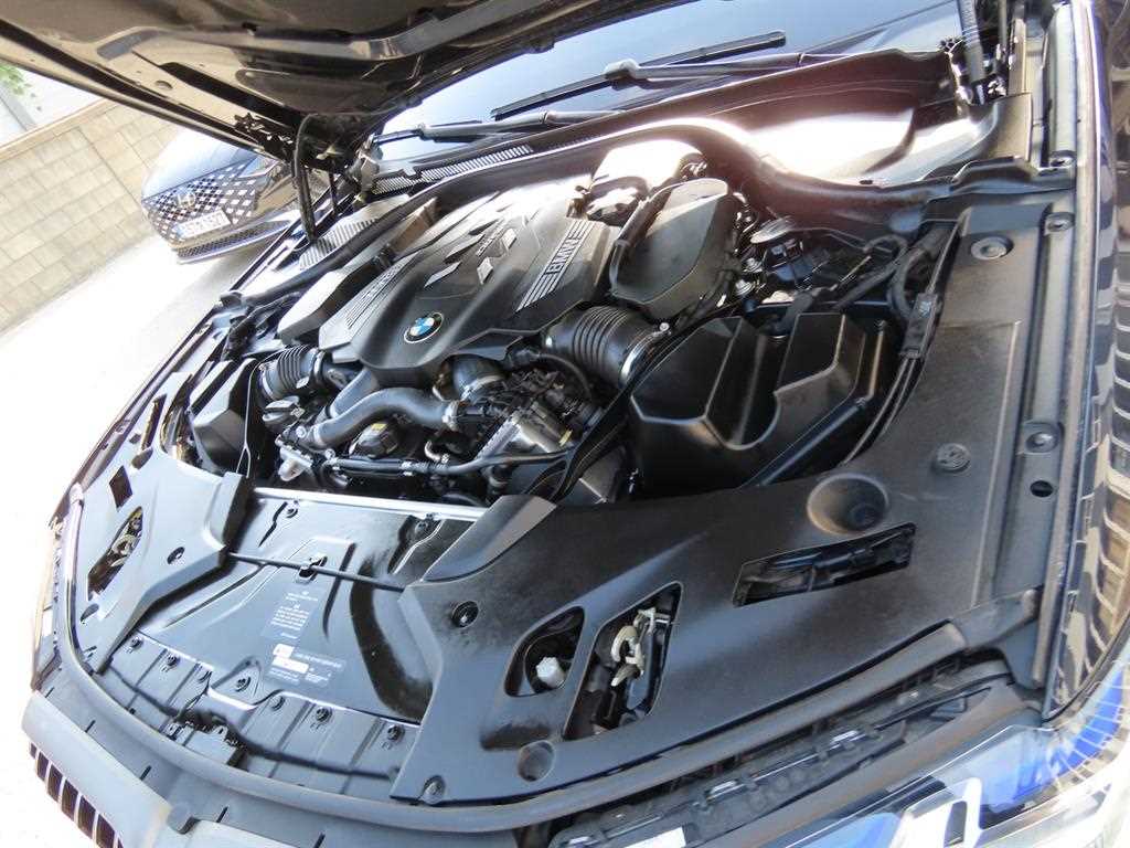 BMW 5 Series 2021 Negro - Importación desde Corea - HF Imports Iquique - Foto 19