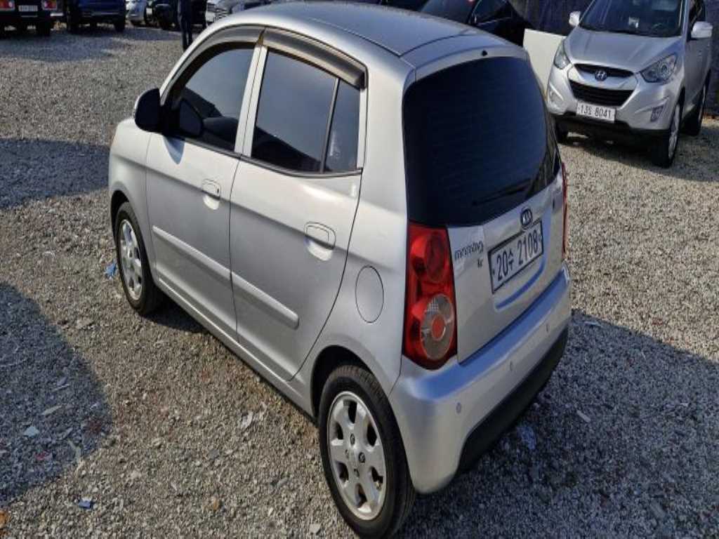 KIA Morning - Vista 4