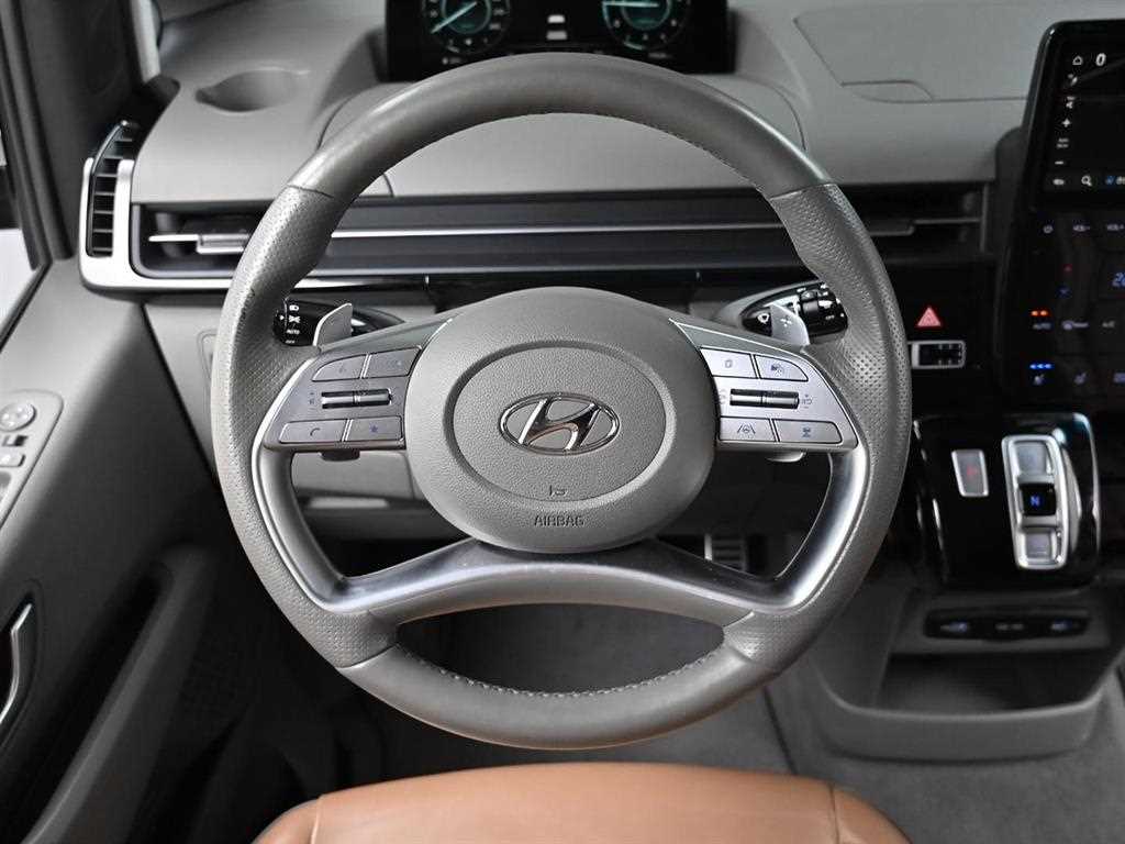 HYUNDAI Staria 2022 Negro - Importación desde Corea - HF Imports Iquique - Foto 13