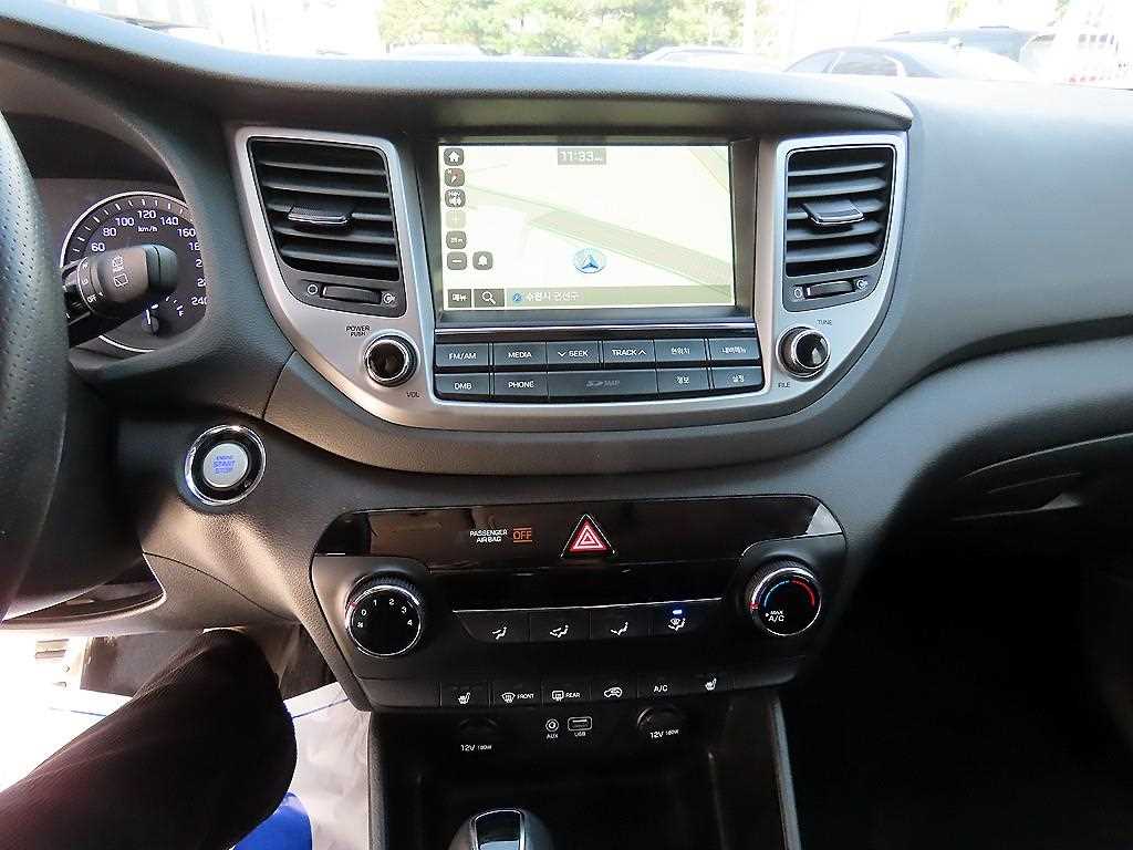 HYUNDAI Tucson - Vista 9