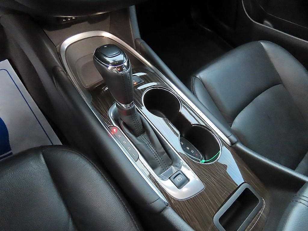 Chevrolet Malibu - Vista 10