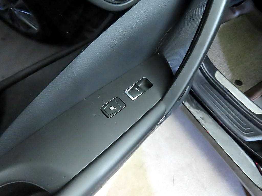 HYUNDAI Grandeur 2015 Negro - Importación desde Corea - HF Imports Iquique - Foto 17