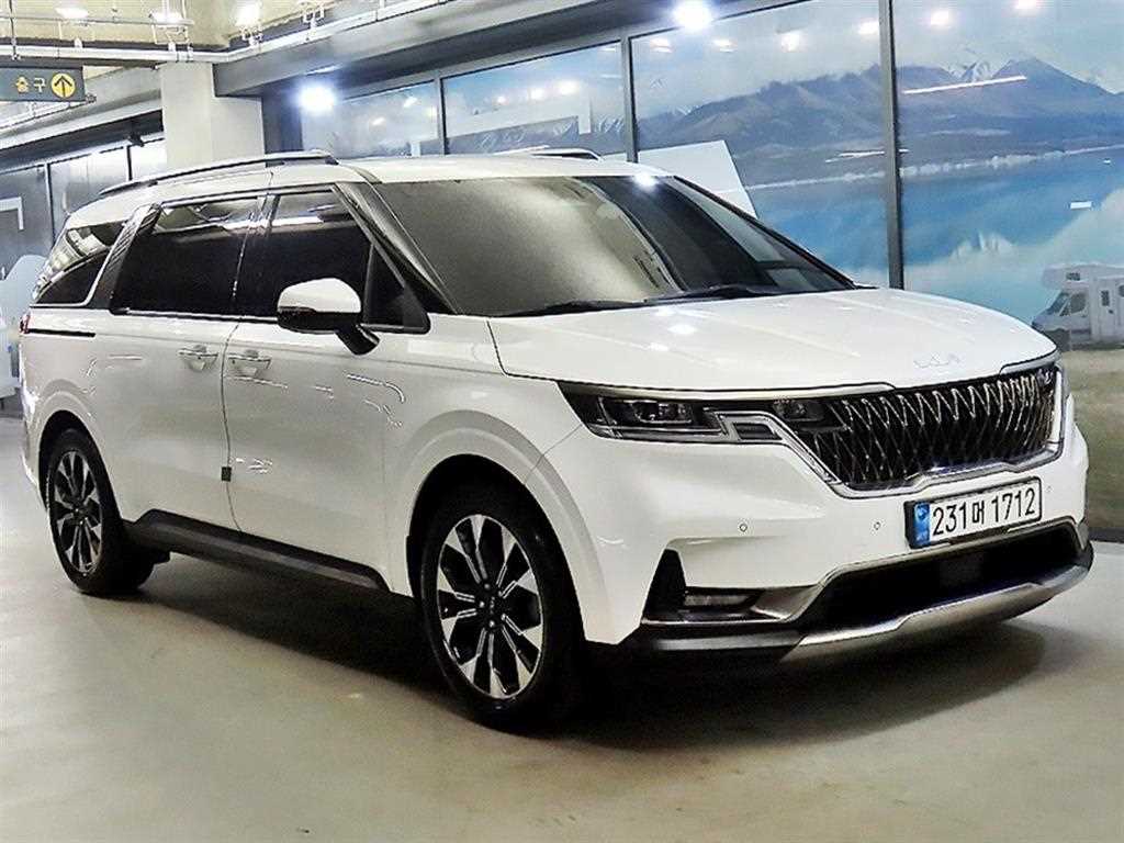 KIA Carnival 2023 Blanco - Importación desde Corea - HF Imports Iquique - Foto 1