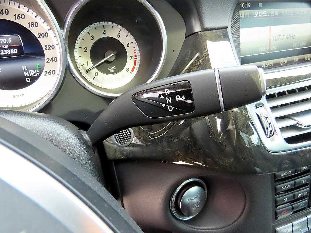 Mercedes Benz CLS Class - Vista 10