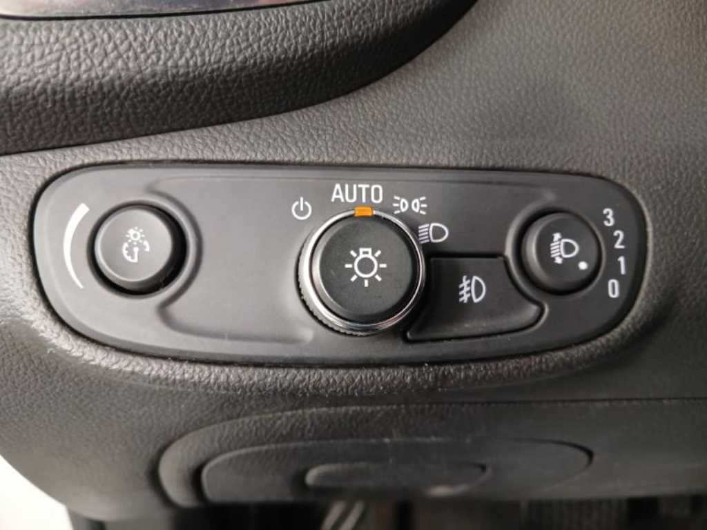 Chevrolet Trax - Vista 11