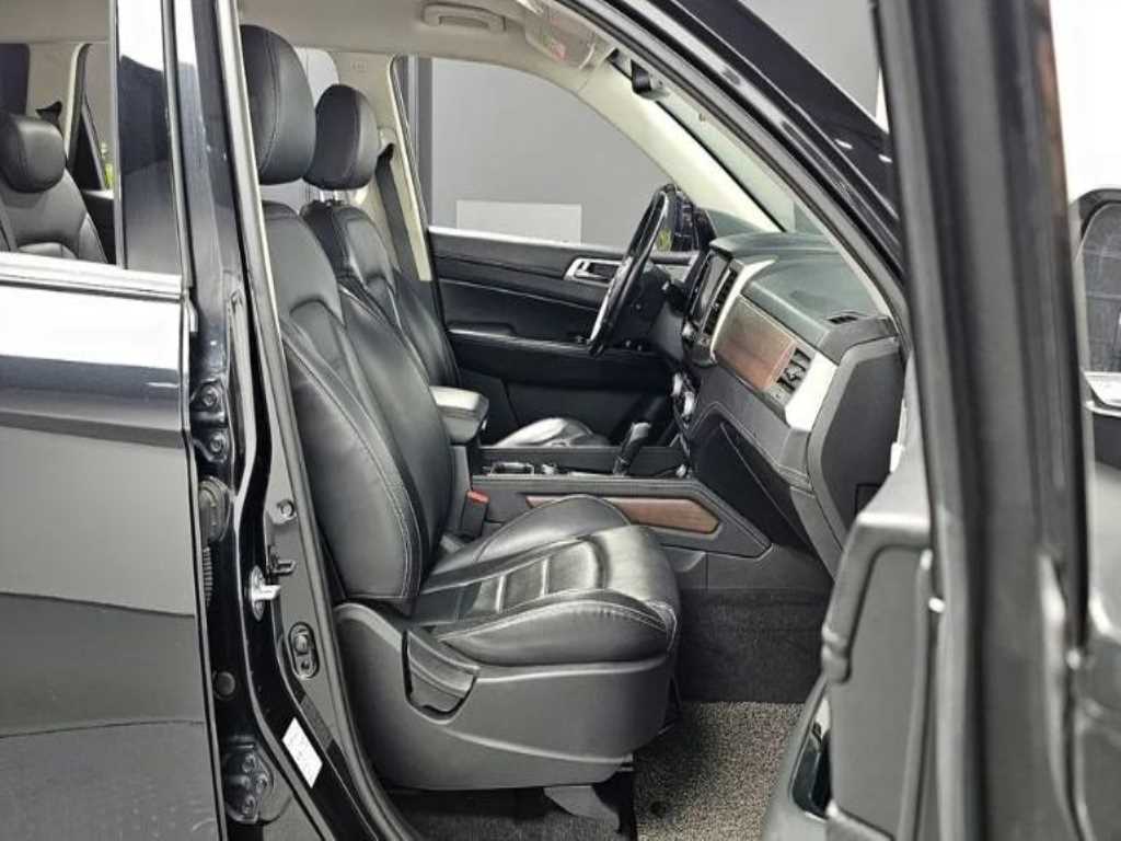 Ssangyong Rexton - Vista 11