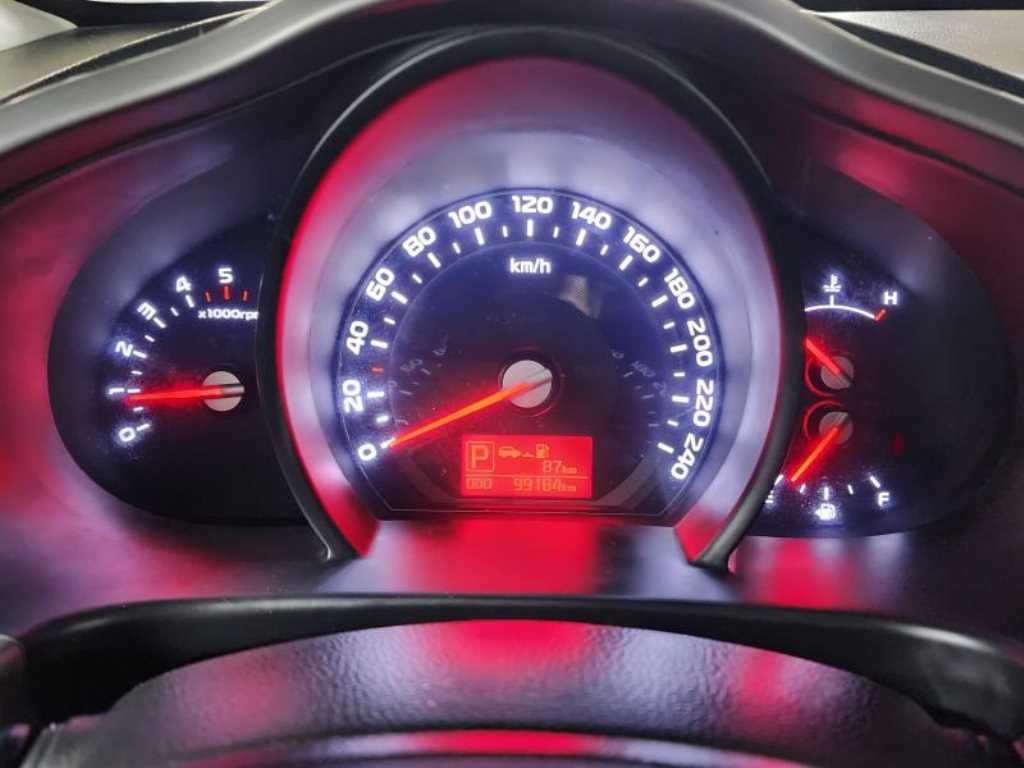 KIA Sportage - Vista 7